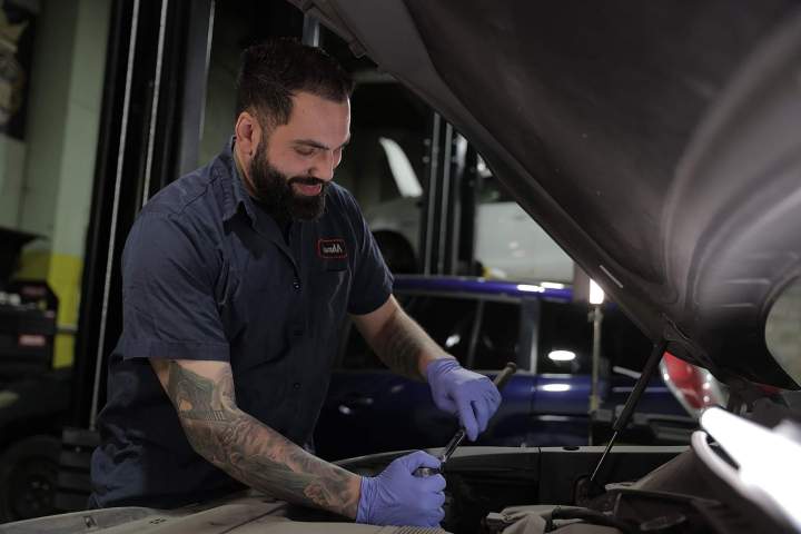 TIMA2895Garage automobile Ahuntsic-Cartierville